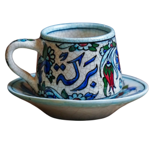 فنجان دار مع صحن مستدير